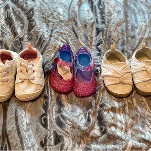 Baby girl shoe set